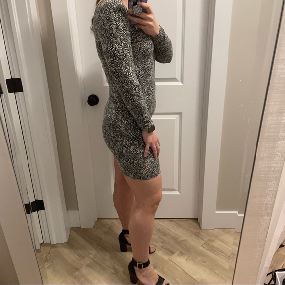 Size Medium Animal print dress - Picture 2 of 7
